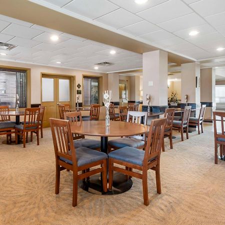 Best Western Rocky Mountain House Exterior photo