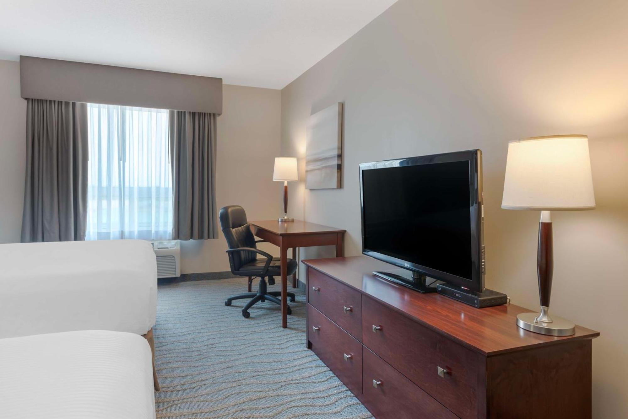 Best Western Rocky Mountain House Exterior photo