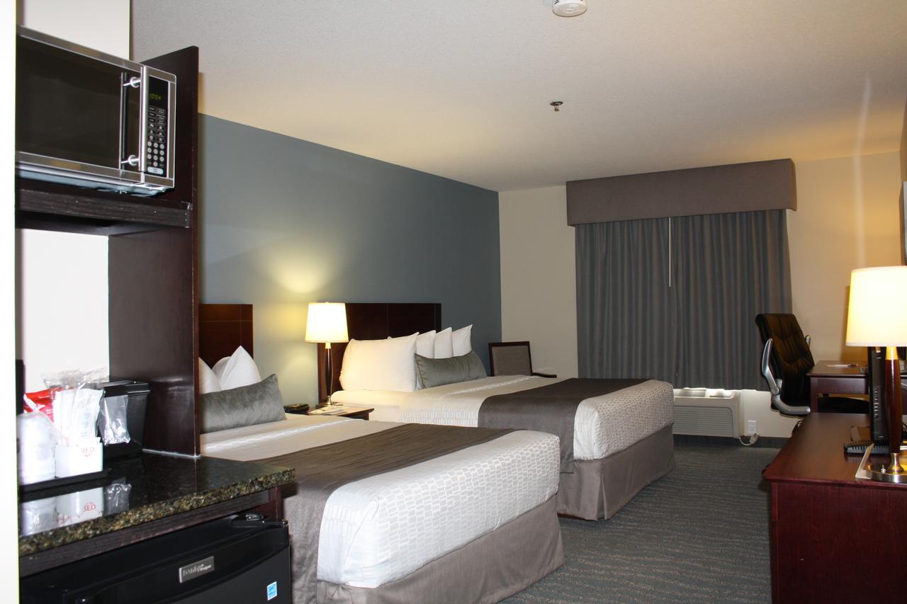 Best Western Rocky Mountain House Exterior photo