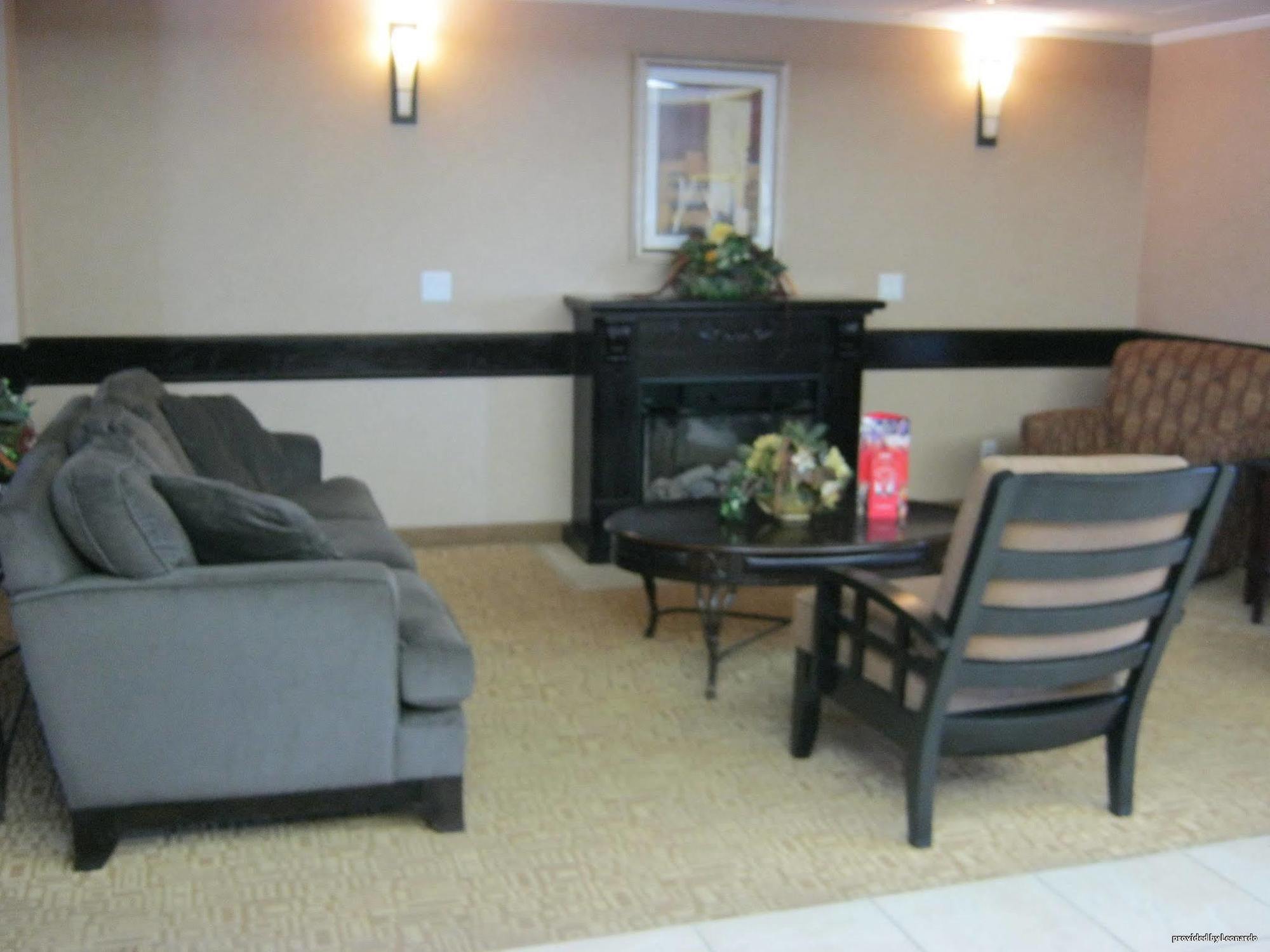 Best Western Rocky Mountain House Exterior photo
